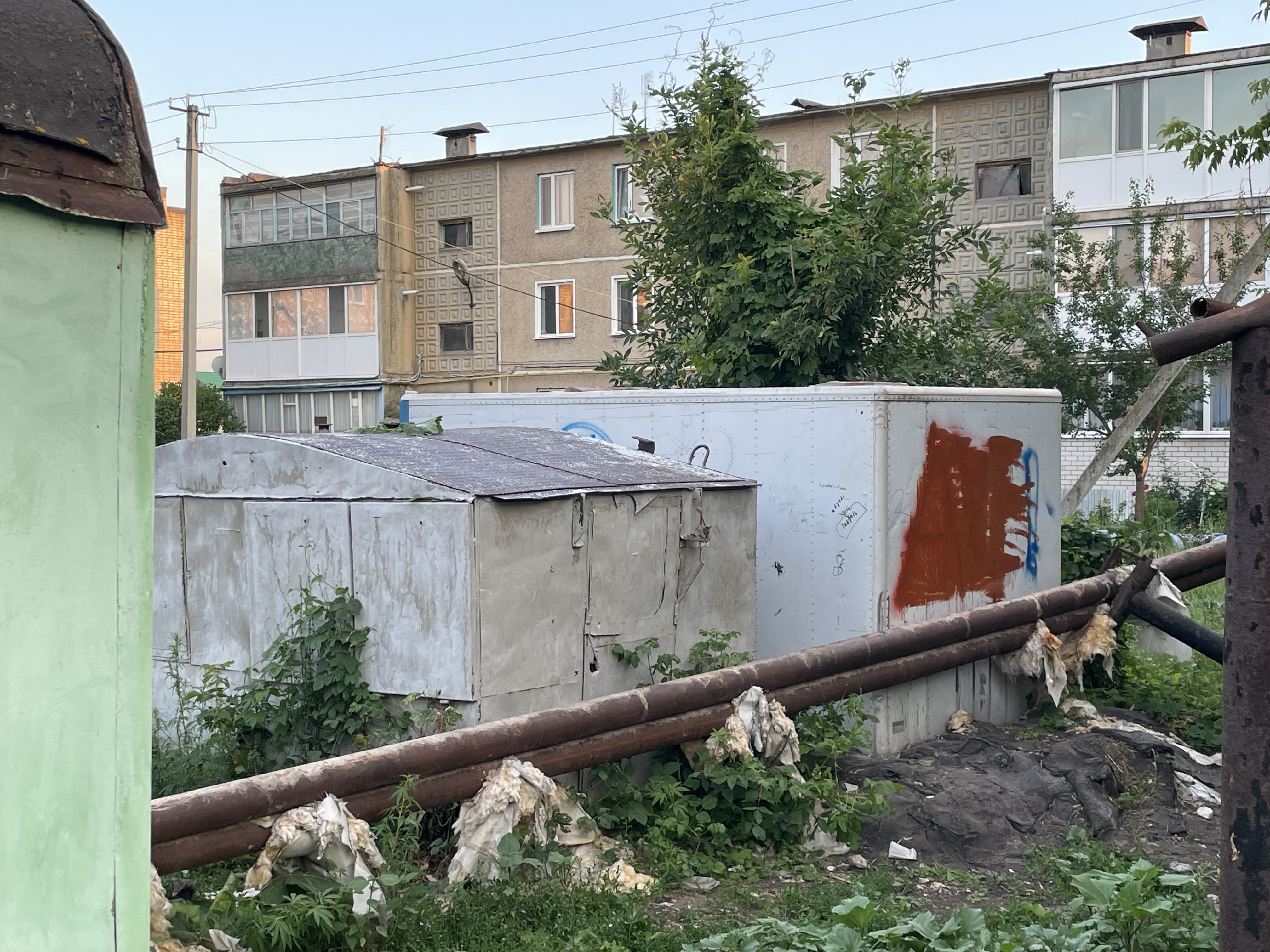 ❗️В рамках месячника антинаркотической направленности и популяризации здорового образа жизни в Подлесновском МО был проведён рейд по закрашиванию надписей, содержащих рекламу наркотических средств.