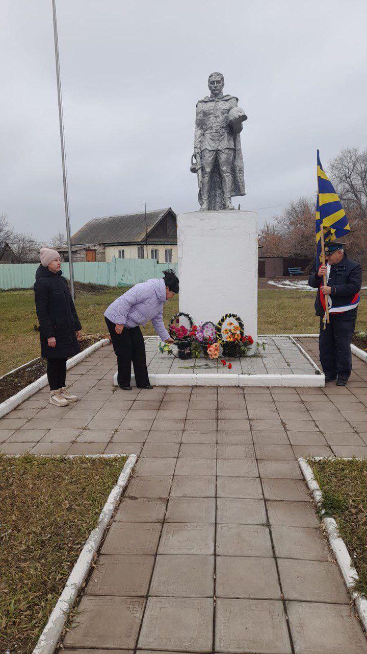 Вчера, в День памяти Неизвестного солдата.