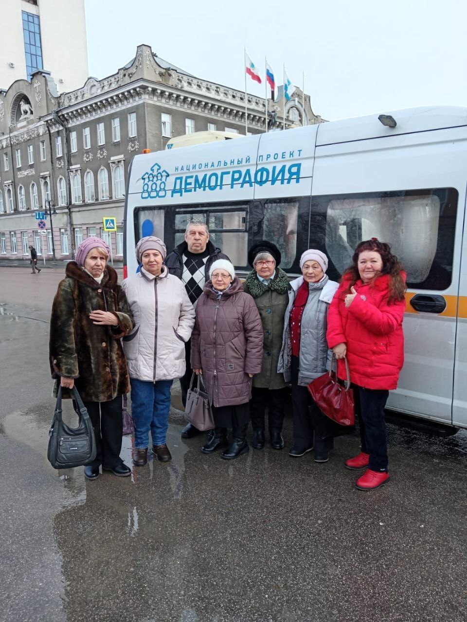 Жители из с. Подлесное посетили музей в г. Саратов.