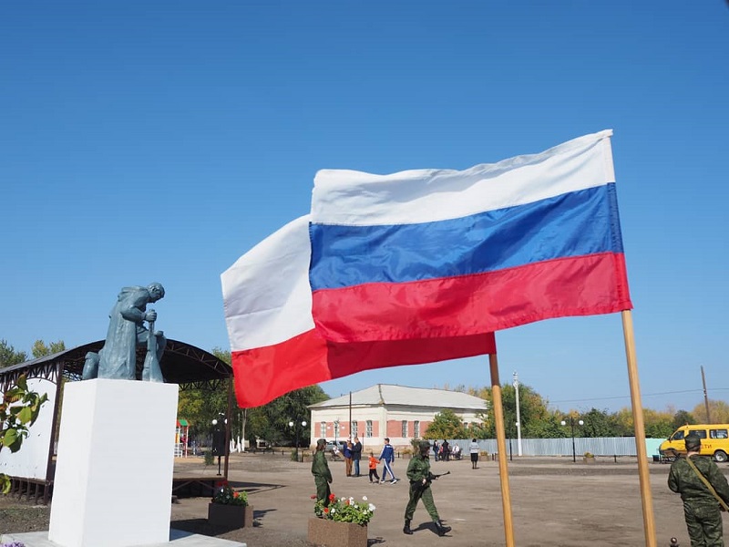 Площадь &amp;quot; Победы&amp;quot; в с.Подлесное.