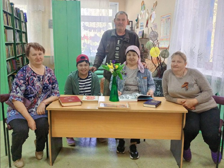 Неоценимый вклад в победу Великой Отечественной войне внесли труженики тыла. Неоценимый вклад в победу Великой Отечественной войне внесли труженики тыла.